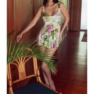 NEW KILO BRAVA v-neck mini slip in spring garden